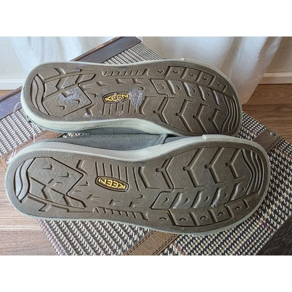 Keen Shoe Santa Cruz Men's Size 9.5 Olive Green Casual Oxford Chukka 1007673